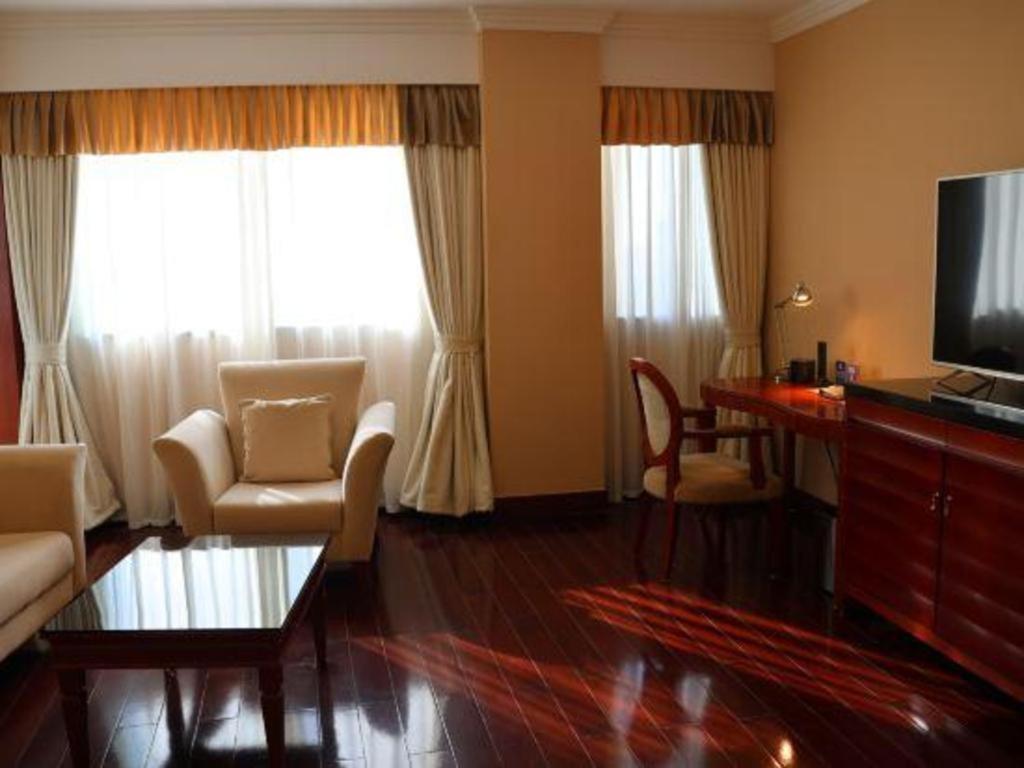 Jianguo Garden Hotel Пекин Екстериор снимка